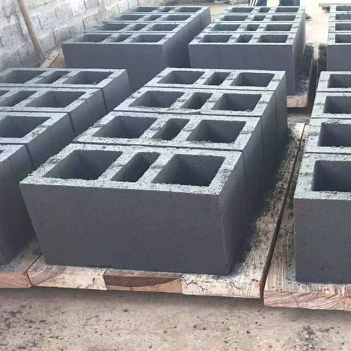 High-Strength Hollow Bricks